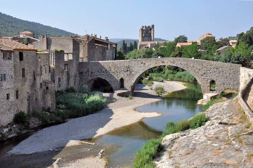 Br&uuml;ck Lagrasse im Aude Occitani&euml;